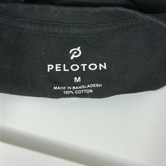 Peloton Women’s Century 100 Black Tee Medium - Picture 4 of 5